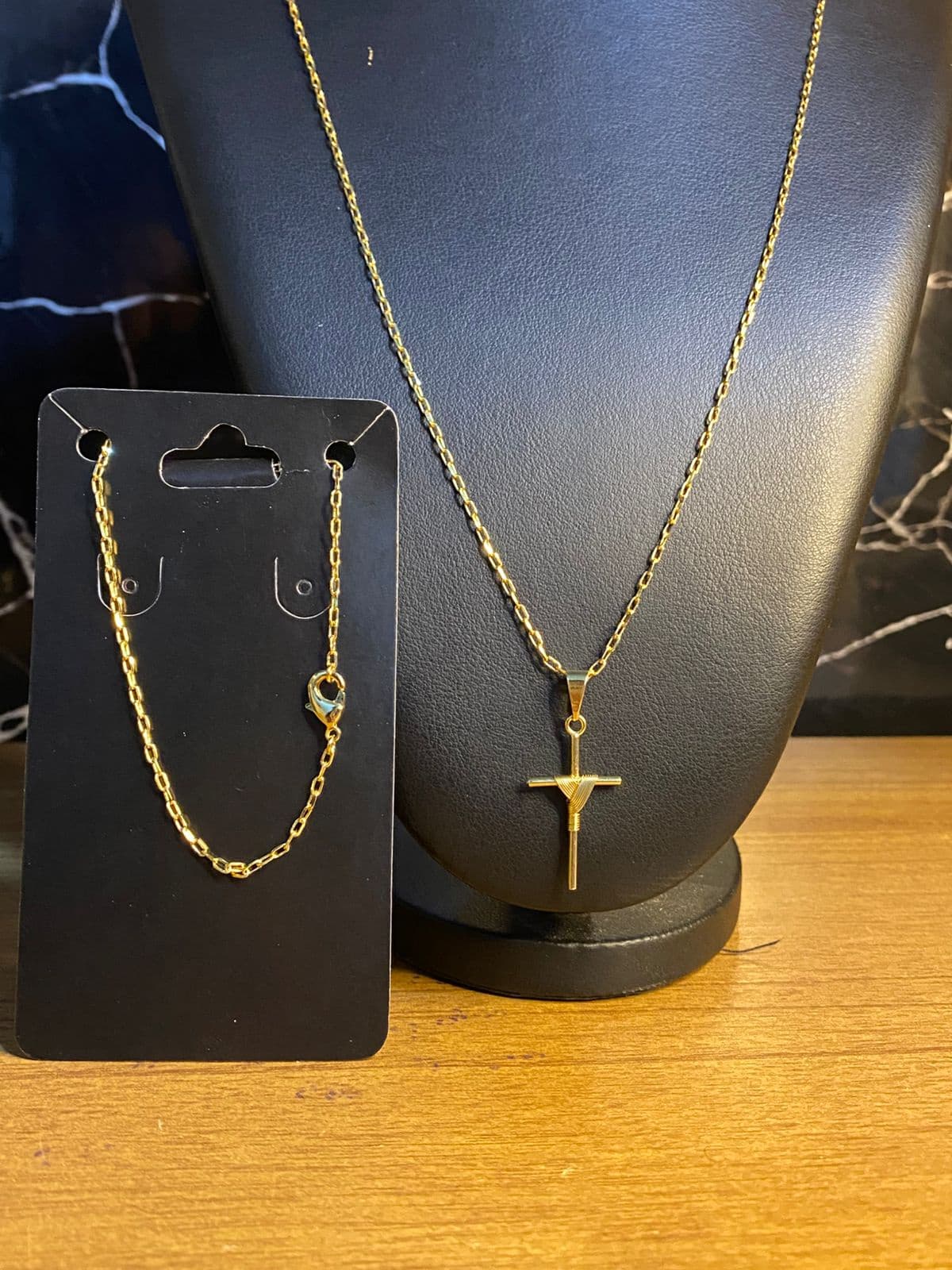 KIT PROMOCIONAL - CORRENTE, PINGENTE E PULSEIRA